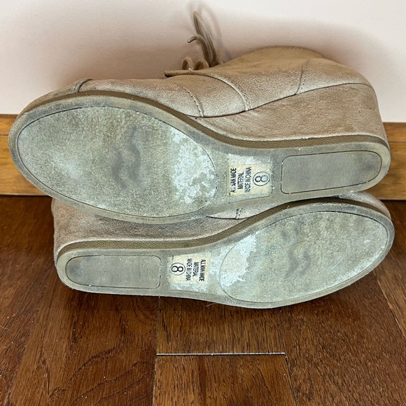 Manhattan collection Lace up Suede Booties size 8 S96 - Picture 2 of 10